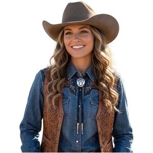 Vintage Navajo Sterling Silver Pink Mother of Pearl Bolo Tie on Black Leather